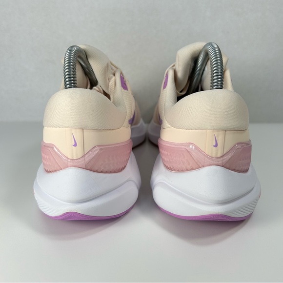 Nike AIR ZOOM VOMERO 16 'White Oxygen Purple' Road Run Shoe DA7698-800 Women's 8 - Picture 12 of 16
